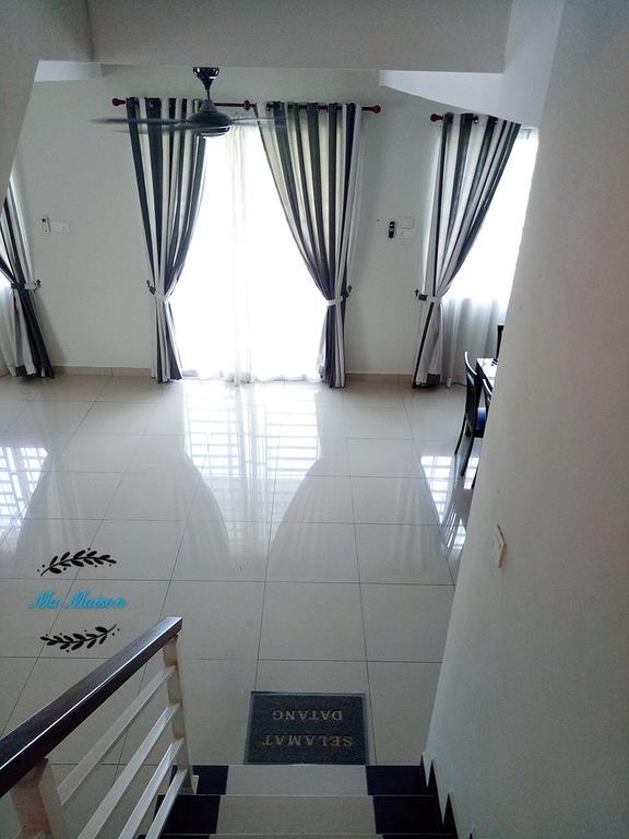 Sri Manjung Ma Maison Homestay Lumut Exterior photo